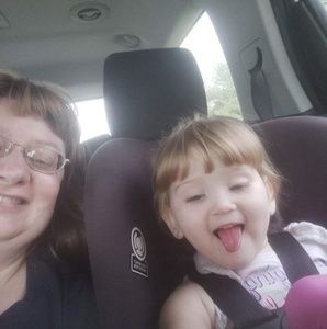 Meet your Posher, Laura